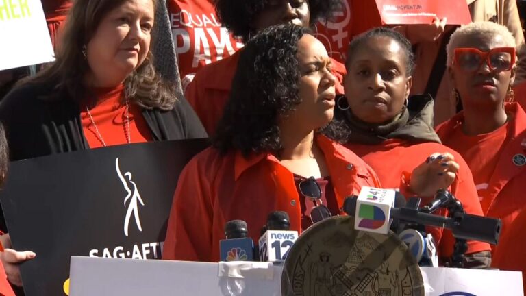 Las mujeres somos importantes y debemos tener pago