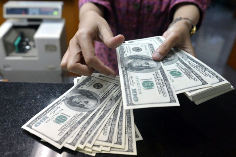 Conoce cuáles son los precios de compra y venta del dólar estadounidense hoy viernes 1 de marzo en México y los principales países