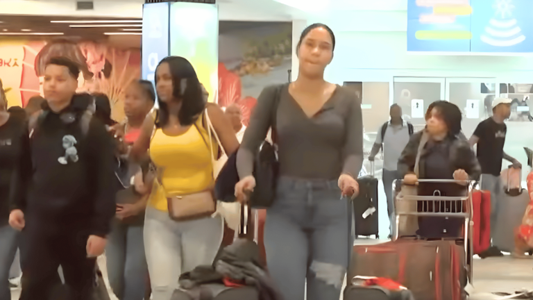 Aprueban ley pa aumentar gracia navideña a $3,000 dólares – Remolacha   #FVDigital