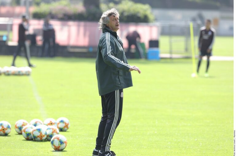 Norberto Scoponi, ex auxiliar del “Tata” Martino, critica el polvo que levantó en la selección de México el comentario de un humorista #FVDigital