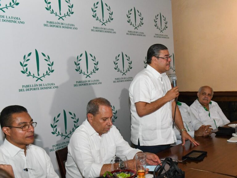 Pabellón de la Fama reconoce a Francisco Camacho #FVDigital