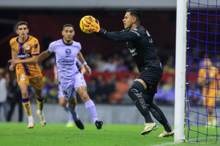 Luis Malagón, el salvador del América y las Águilas, siguen presionando en el liderato del torneo Clausura 2024 al Monterrey #FVDigital