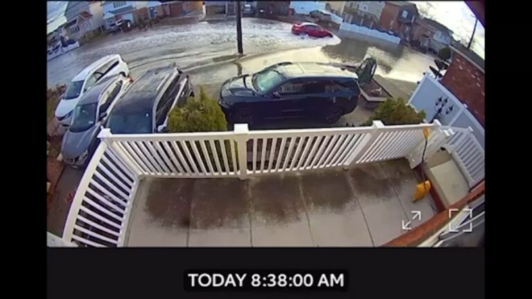 Inundaciones en la ciudad luego de las lluvias de anoche