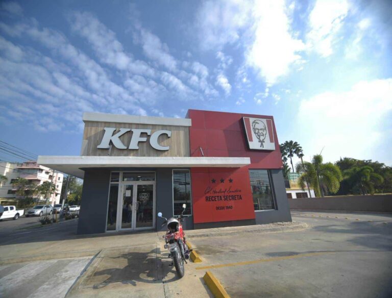 Robo en sucursal de KFC en Santiago – Remolacha   #FVDigital