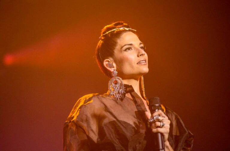 Natalia Jiménez recomienda a periodista “informarse” tras pregunta #FVDigital