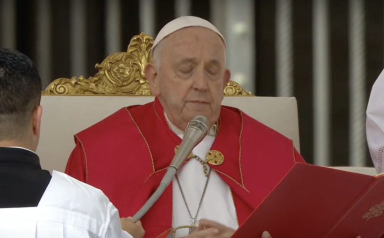 El papa sorprendió a todos – Remolacha   #FVDigital