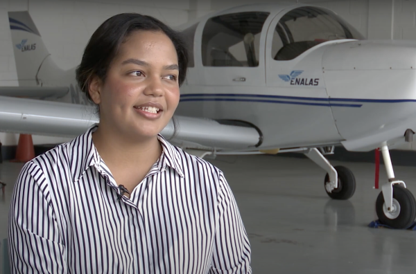 La única mujer instructora de vuelo en la República Dominicana – Remolacha   #FVDigital