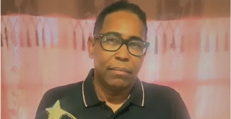 Compositor pide excusa y dice entregará estatuilla a bachatero Allendy