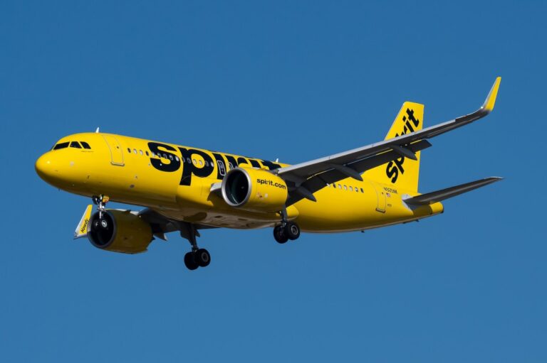 JetBlue ya no se fusionará con Spirit Airlines, por decisión judicial desfavorable
