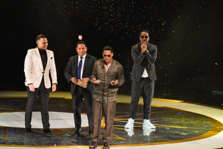 ¡Dos soberano! Santiago Matías gana como Youtuber del año y Soberano del Público #FVDigital