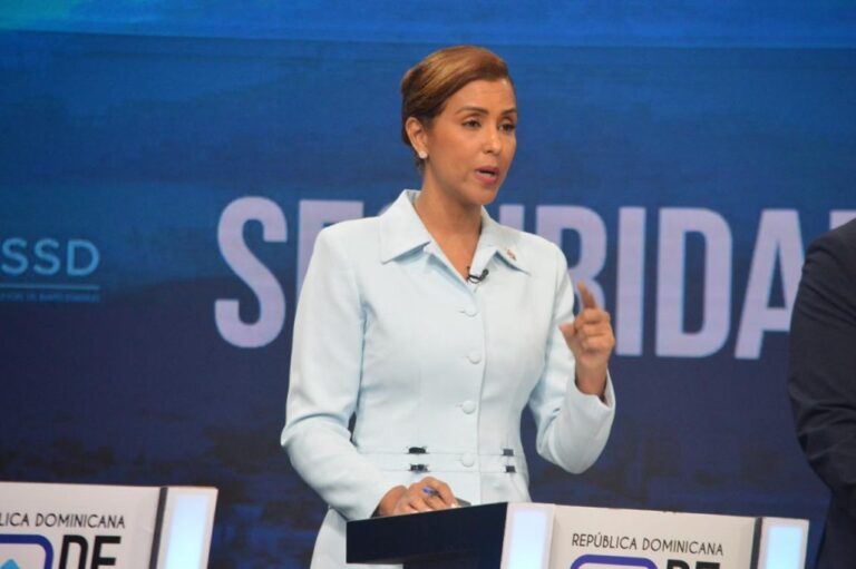 Selinée Méndez entra a la boleta de candidatos a diputados #FVDigital