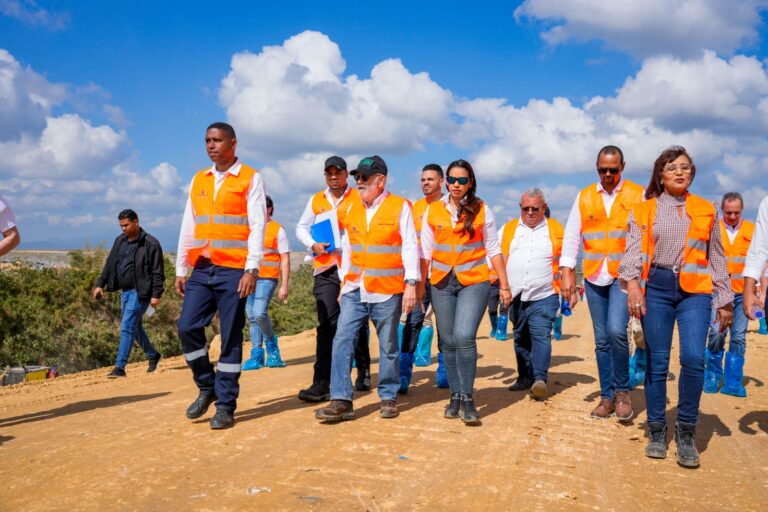 Medio Ambiente presenta avances de la primera fase del cierre técnico del Duquesa