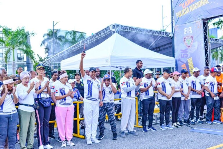 Policiales: Primera carrera 5K de la Policía Nacional culmina exitosamente con la participación de más de mil personas. – Policía Nacional Dominicana