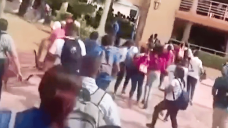 Estudiantes ‘salsearon’ atacante – Remolacha   #FVDigital