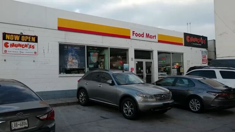 Hombre muere tras disputa por estacionamiento en Brooklyn