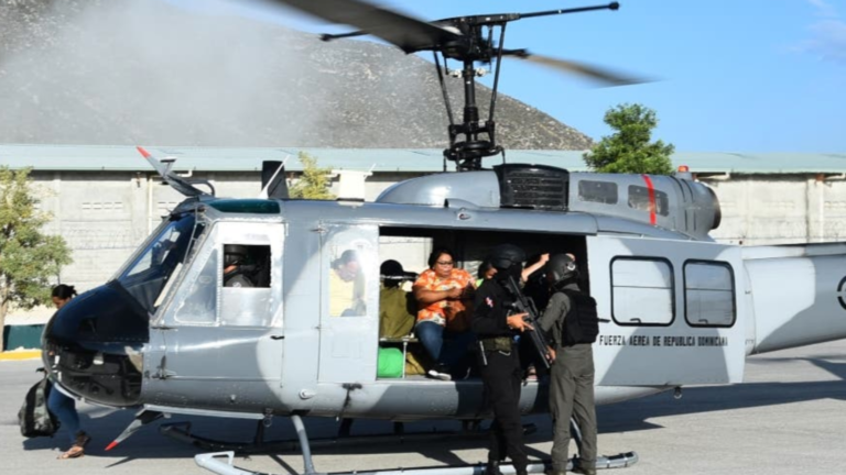 EE.UU. evacúa a 15 más ciudadanos de Haití a RD   #FVDigital