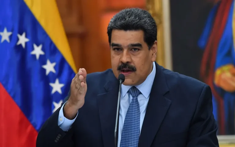 Maduro llama “payaso” a Zelenski y lo considera “dañino” #FVDigital