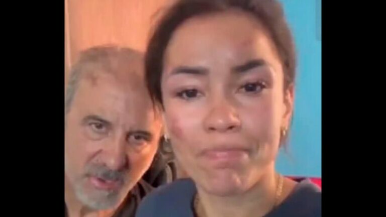 Mujer es violada por 7 hombres frente a su esposo en la India