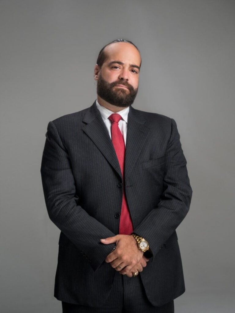 Pedro Casals primera vez desfilando en Premios Soberanos #FVDigital