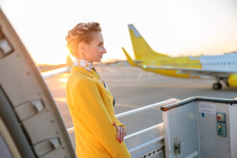 Esta azafata aconseja abordar el avión en último lugar y este es el motivo