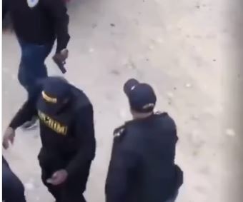 Cámara capta momento en que Dicrim ejecuta a unos de dos presuntos delincuentes – noticias telemicro