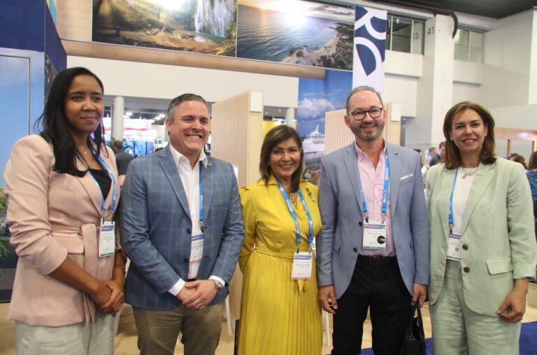 Autoridad Portuaria Dominicana participa en feria Seatrade 2024
