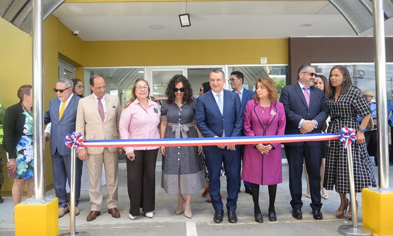 Pleno JCE inaugura edificio en Santiago; destaca sus logros