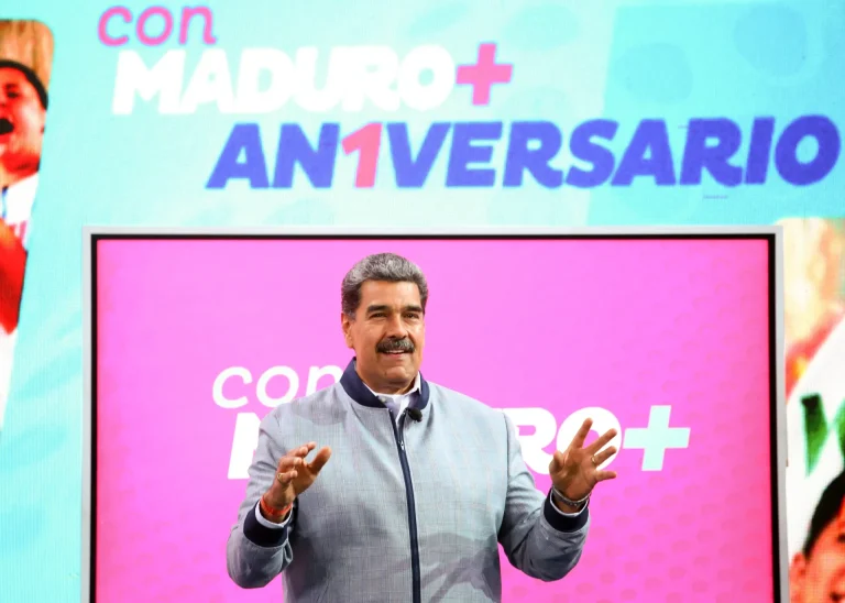 Maduro pide ayuda a Petro de cara a las presidenciales