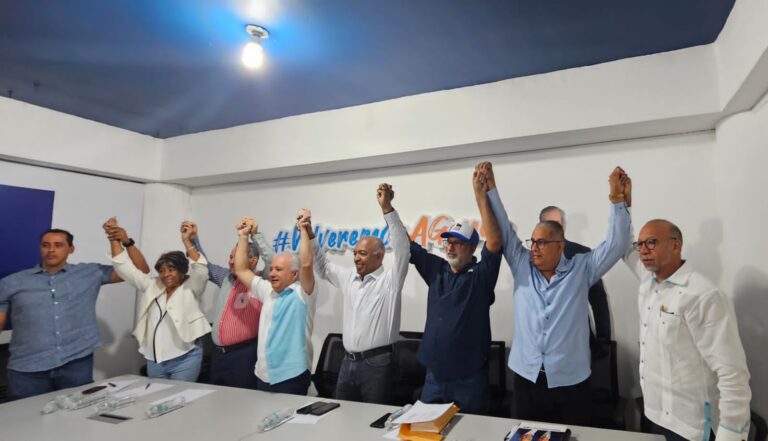 Comando de Campaña del PRM en SDE y senador Antonio Taveras realiza asamblea con sus 22 partidos aliados