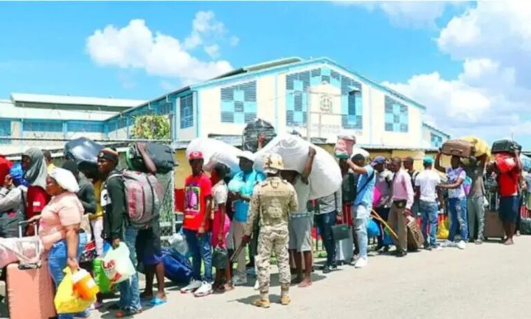 Gobierno dominicano seguirá deportando a haitianos y descarta abrir…