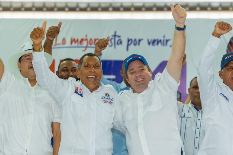 Paliza asegura Dagoberto Rodríguez ganará senaduría de Independencia