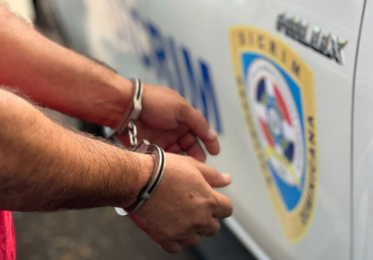 Chofer apresado por asaltos en rutas del transporte en Santiago #FVDigital