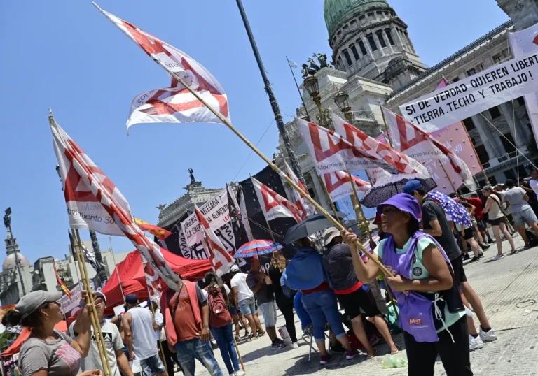 Activistas de Derechos Humanos impulsan un juicio político contra Javier Milei en Argentina