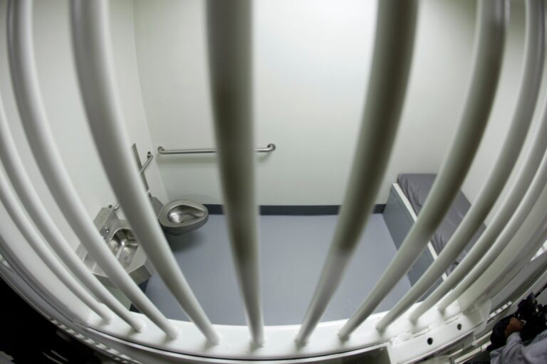 $150 millones de dólares defrauda mujer del sur de California al Servicio Postal de Estados Unidos #FVDigital