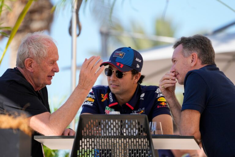 Helmut Marko elogió desempeño de “Checo” Pérez en GP de Japón: “Ha estado mejor de lo esperado”