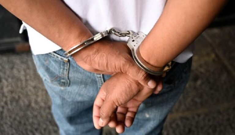 Apresan hombre que hirió a su madre a puñaladas en Puerto Plata