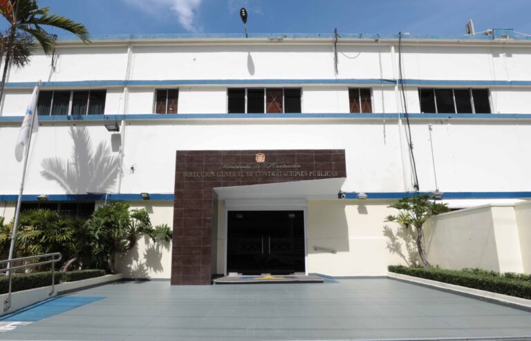 DGCP exhorta a alcaldes electos a solicitar suspensión de sus registros de proveedores