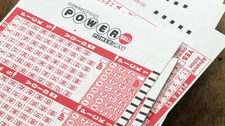 Premio mayor de Powerball asciende a 975 millones de dólares