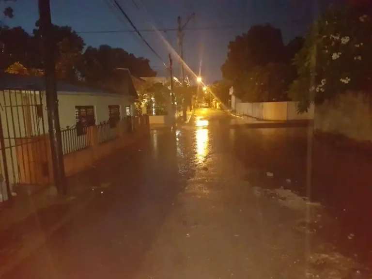 Fuertes lluvias provocan estragos en el barrio Las Flores en Dajabón – noticias telemicro