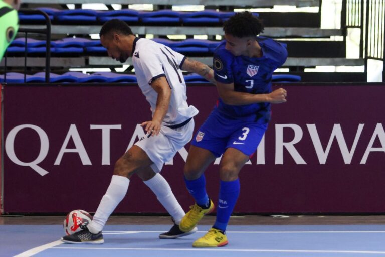 Dominicana derrotó a USA y busca este lunes su pase a los cuartos de final en premundial de futsal #FVDigital