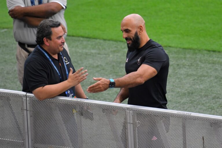 El guardespaldas de Messi fue retirado de la cancha del estadio BBVA y tuvo que ver el juego en las tribunas #FVDigital