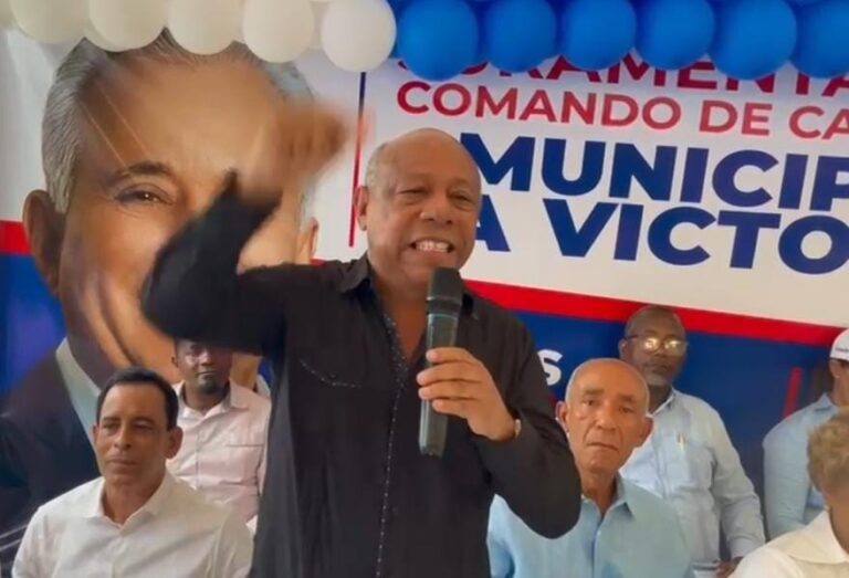 Juramentan comando de campaña del PRM en La Victoria