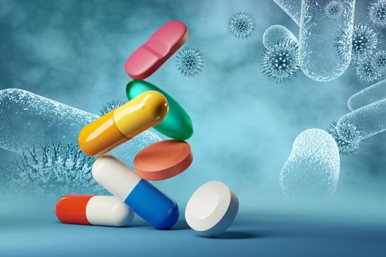 excesivo uso de antibióticos en pandemia ha exacerbado la resistencia antimicrobiana #FVDigital