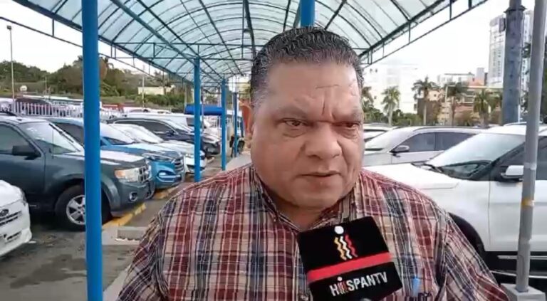 Mario Díaz justifica decisión de no montar pasajeros haitianos en autobuses de afiliados a Fenattransc