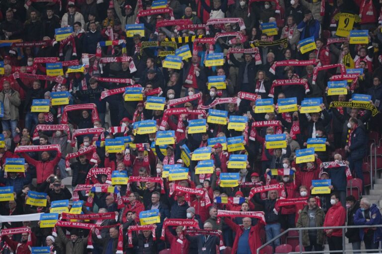 Encuentran bomba de la Segunda Guerra Mundial cerca del estadio del Mainz en Alemania