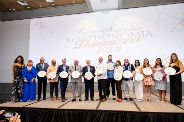 El ITSC gana en los Premios Nacionales de Gastronomía Dominicana 2024