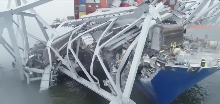 Puente Baltimore: 21 tripulantes permanecen dentro del barco carguero – Remolacha   #FVDigital