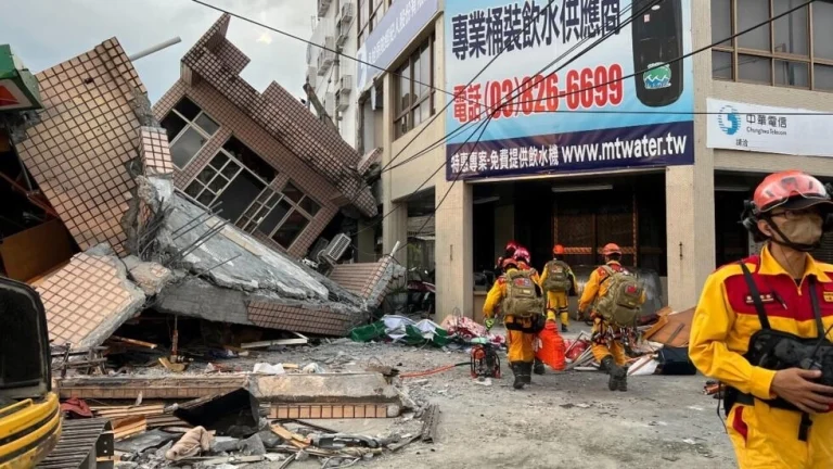 Fuerte terremoto en la costa de Taiwán cerca de Japón: emitieron una alerta por tsunami