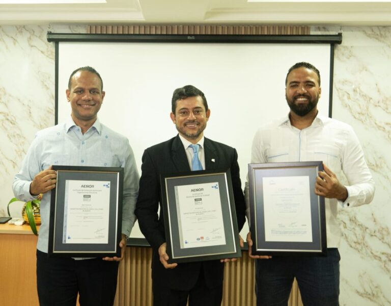 CAES Academy obtiene certificaciones ISO 9001:2015 y 21001:2018 #FVDigital