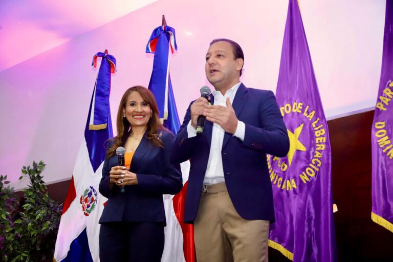 Abel presenta “Ángeles de la Comunidad”, “Primer Empleo”, “Mipyme Joven” y “Capital Semilla”; anuncia obras para el Cibao #FVDigital